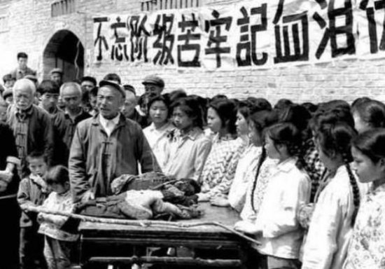 四川农民河南“称帝”，攻下当地县医院，强占40名护士成立后宫