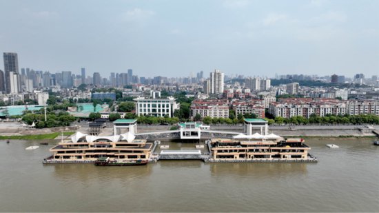 武汉两江四岸新地标 中华路游轮母港（红巷旅游码头）开启试运营