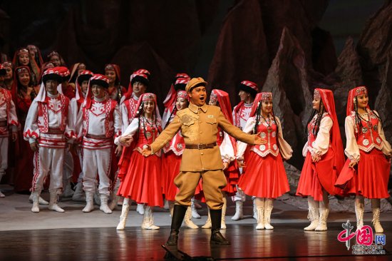 国家大剧院原创歌剧《冰山上的来客》本周亮相 半舞台版令人期待