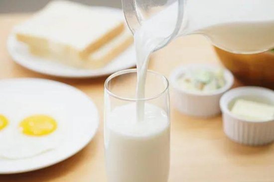 麦趣尔纯牛奶检出丙二醇令人吃惊 高钙奶、有机奶、舒化奶 到底有...