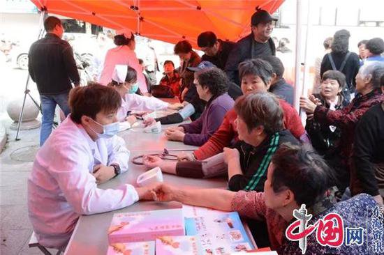 兴化市开展纪念第77个“5.8”世界红十字日活动