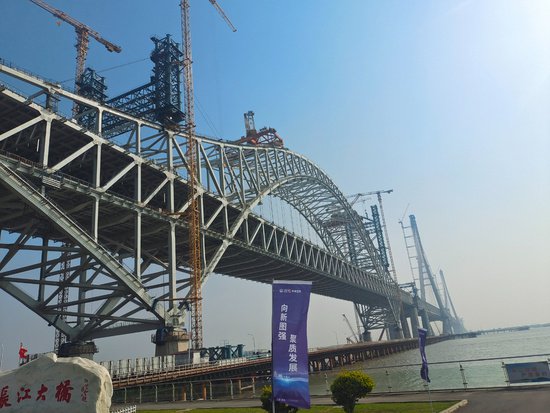 常泰<em>长江</em>大桥建设稳步推进中即将迎来全桥合龙