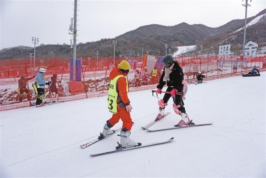 第十届<em>陕西省</em>滑雪大会举行