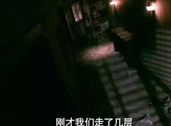 《爱情公寓》5个恐怖镜头，胡一菲照片会说话，陈赫这个<em>最吓人</em>！