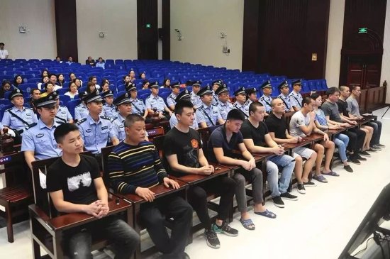 文烈宏等25人黑社会性质组织犯罪案二审宣判