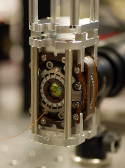 物理学家为未来的量子互联网开发了一种高效的调制解调器