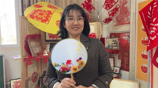 郑州市第五十八中学开展庆祝“三八妇女节”活动