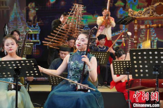 中国—东盟艺术家南宁展演民族器乐