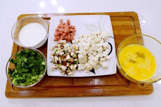 青菜豆腐汤<em>的家常做法</em>，<em>做法</em>简单，美味可口