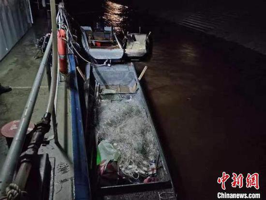 <em>黑龙江省</em>加强界江管控：查获非法摩托艇2艘“三无”船只1艘