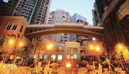 图：香港<em>喜帖</em>街新貌 变“欧陆式”建筑