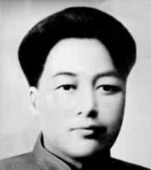 76年毛主席逝世，<em>李</em>敏见守灵名单，提醒中央：我有个哥哥还活着