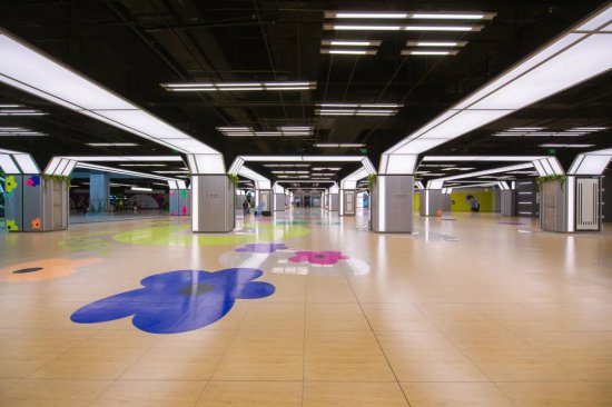 虹桥火车站⇋国家会展中心，这条地下通道“上新”了！
