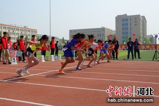 河北定兴2024年中小学生运动会开幕