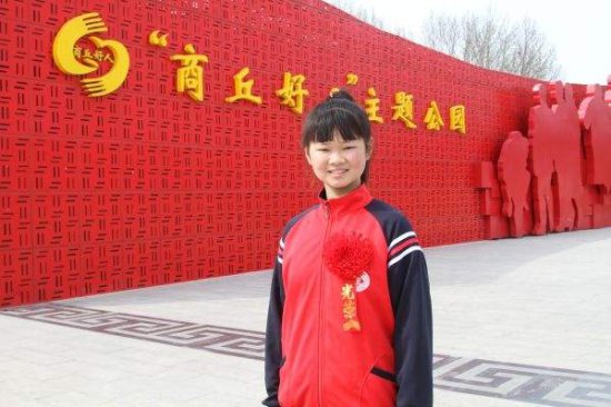 “我和小妹妹一起努力着”，武汉大一学生每月省生活费资助聋哑...