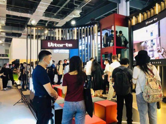 “设计上海”开幕 维亚帝成首个参展的中国<em>家用电梯</em>品牌