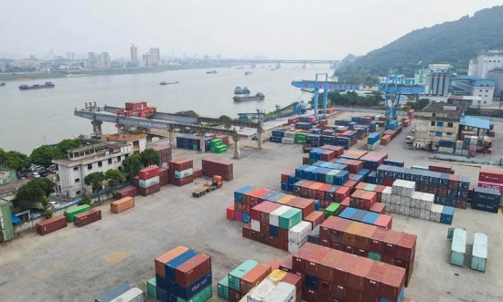 <em>肇庆高要</em>货物通过组合港直接从深圳蛇口港出境