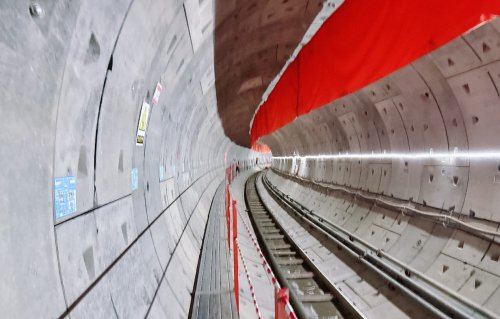 关键节点！青岛地铁首个“绿色<em>地暖</em>”隧道首推100环通过验收