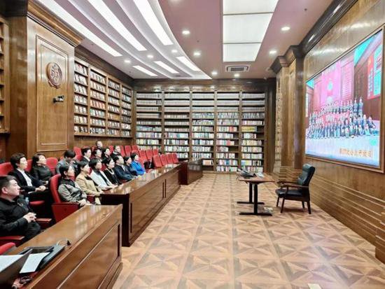 哈尔滨市中医医院走进黑龙江省高级人民法院