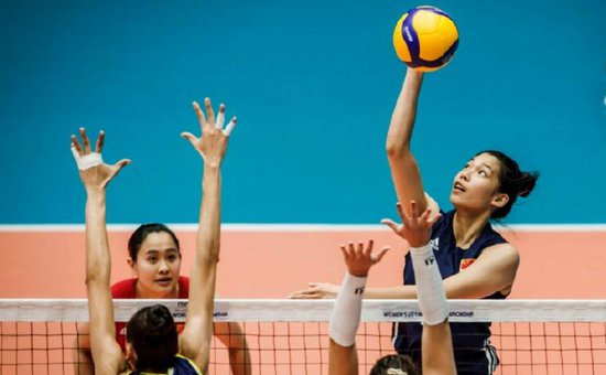 u21世锦赛，中国女排击败巴西女排晋级决赛