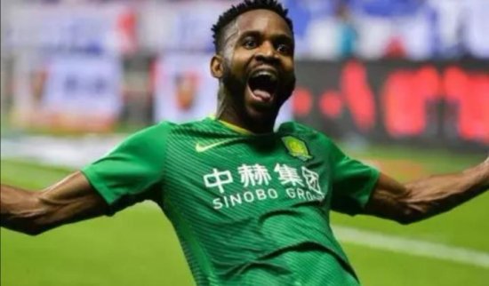 北京国安近期成中国足球的主角，麻烦一波未平一波又起