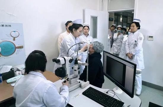 哈尔滨市第二医院护理部组织眼科开展应急演练