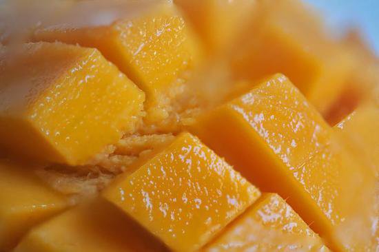 胡萝卜素是菠萝的45倍 热量比苹果还低 这种水果现在吃正好