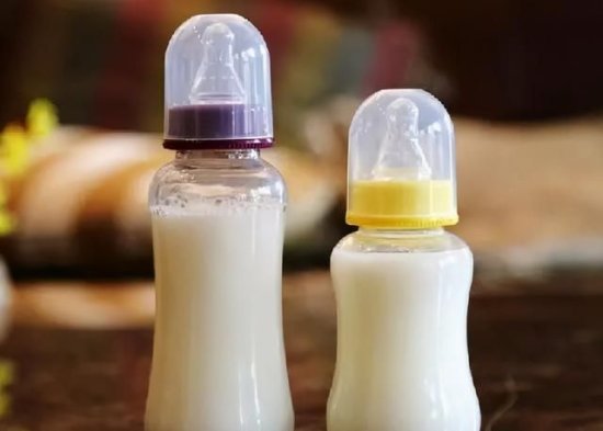 婴儿通过奶瓶一天喝下160万颗微塑料,<em>宝妈</em>,不能当儿戏