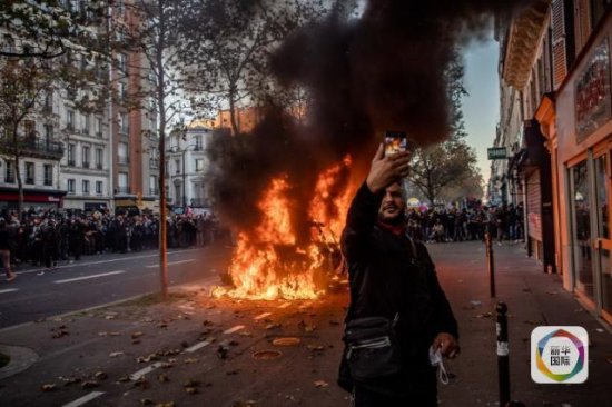 殴打黑人警察受指控 法国涉警法案惹争议