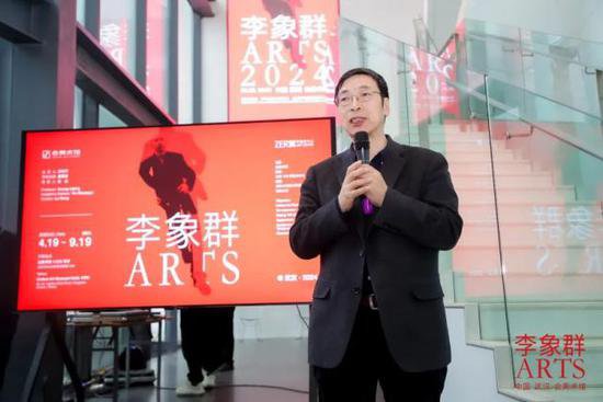 图像时代的雕塑表达，“李象群艺术展”在武汉开幕，展期至9月...