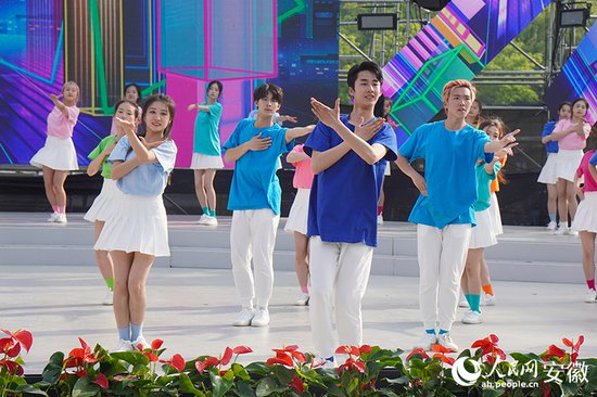 带妆彩排 2024年安徽省广场舞联赛即将启动