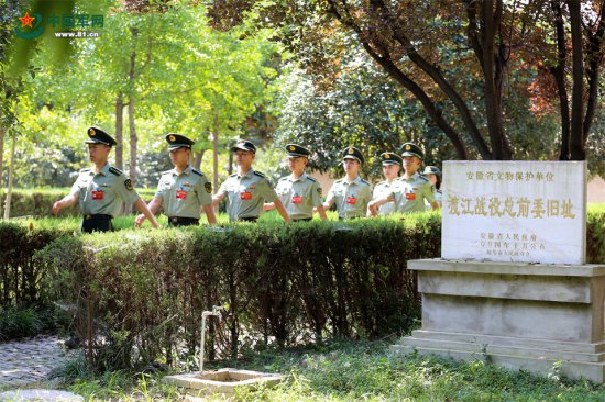 武警蚌埠支队打出“组合拳”为新毕业学员“加钢淬火”
