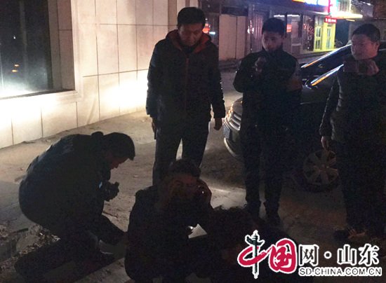 <em>滨州</em>：滨城警方打掉一扒窃团伙 缴获<em>手机</em>16部