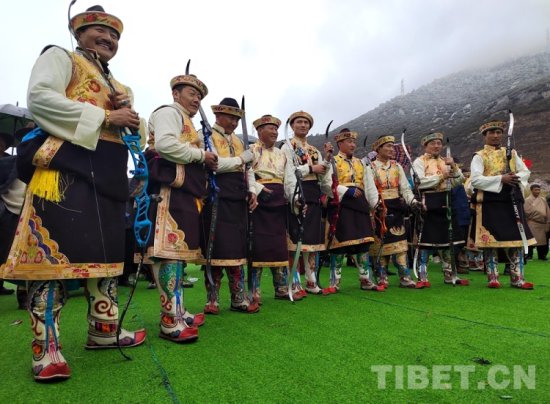 从小众到大众 越来越多人<em>喜欢</em>西藏工布响箭