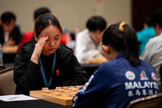 孟<em>辰和</em>唐思楠在世界象棋锦标赛夺冠