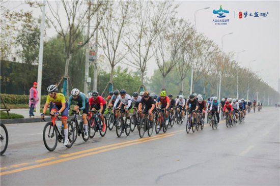 骑遍湖北自行车比赛鄂州<em>梁子湖</em>站开赛