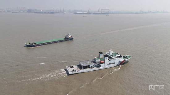 上海海事测绘中心全力保障“五一”假期水上出行安全