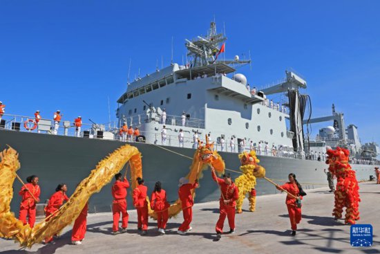 <em>中国</em>海军第45批护航编队抵达马达加斯加进行友好访问
