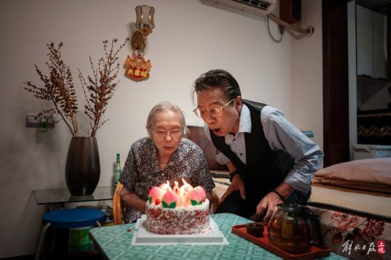 上海最高龄<em>炒股</em>奶奶105岁了，又赚了买小菜的钱