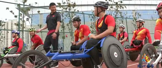 上海轮椅竞速队教练<em>黄鹏</em>：世界冠军是这样练成的！
