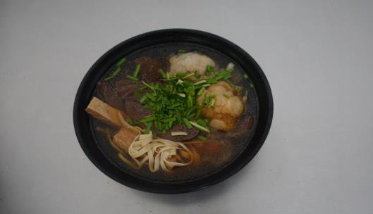 河南汝南：一碗鸡肉丸子汤 喝出家乡味儿