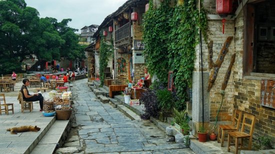 广西生活着的千年古镇 有“小桂林”之称 游客却误以为来到了江南