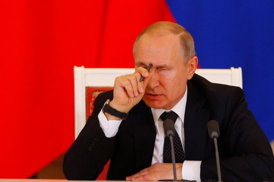 俄罗斯和乌克兰会直接开战吗？有3个坏消息，普京<em>如何</em>化解危机？