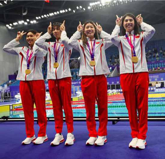 杭州亚运会｜游泳——女子4x100米自由泳接力：中国队夺冠