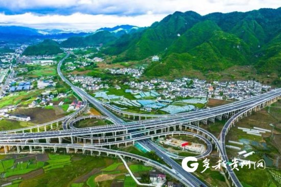 贵州高速重遵扩容项目板桥至新蒲段通车