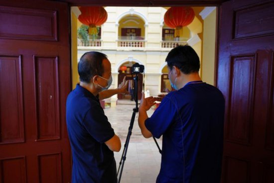 粤港澳摄影家 沿江采风，在老建筑中感悟历史，在新地标里记录...
