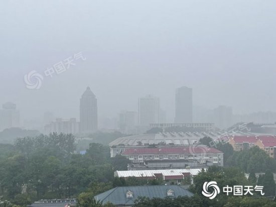 <em>北京</em>今日晴热继续控场 山区有分散雷雨