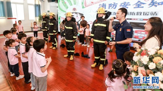 武汉：消防安全进校园