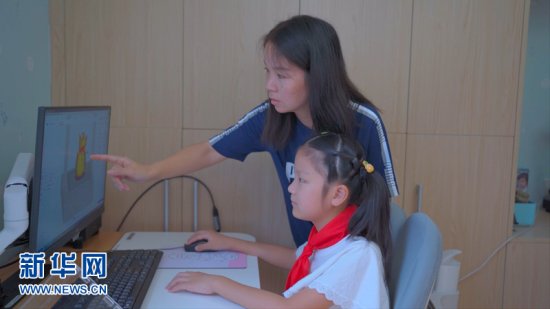 11岁女孩自学建模实现盲盒自由 “天才少女”是这样养成的！