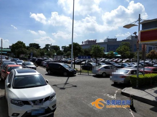 下月起实施，<em>东莞住宅</em>小区可按这种办法设置临时停车场